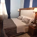 بوتيك مطعم غلوريا فندق