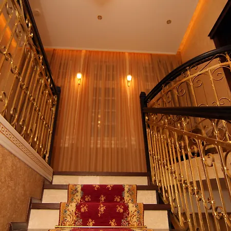 Boutique Restaurant Gloria Tirana