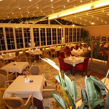 Boutique Restaurant Gloria 4* Tirana